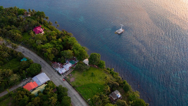Остров Сикихор предлага плажове, почивка и шаманско лечение