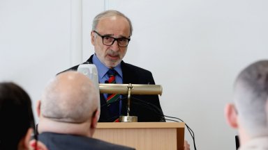 Доверието към училището не е достатъчно голямо Това доверие руинира