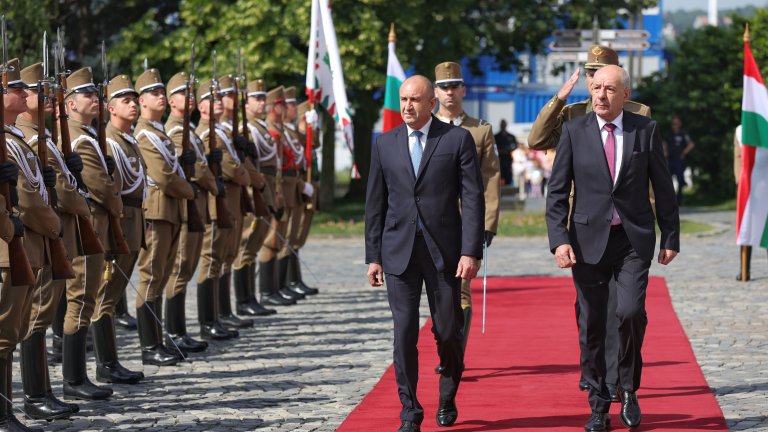 Радев на среща с Орбан и Шуйок: Българският президент е в Унгария (снимки)
