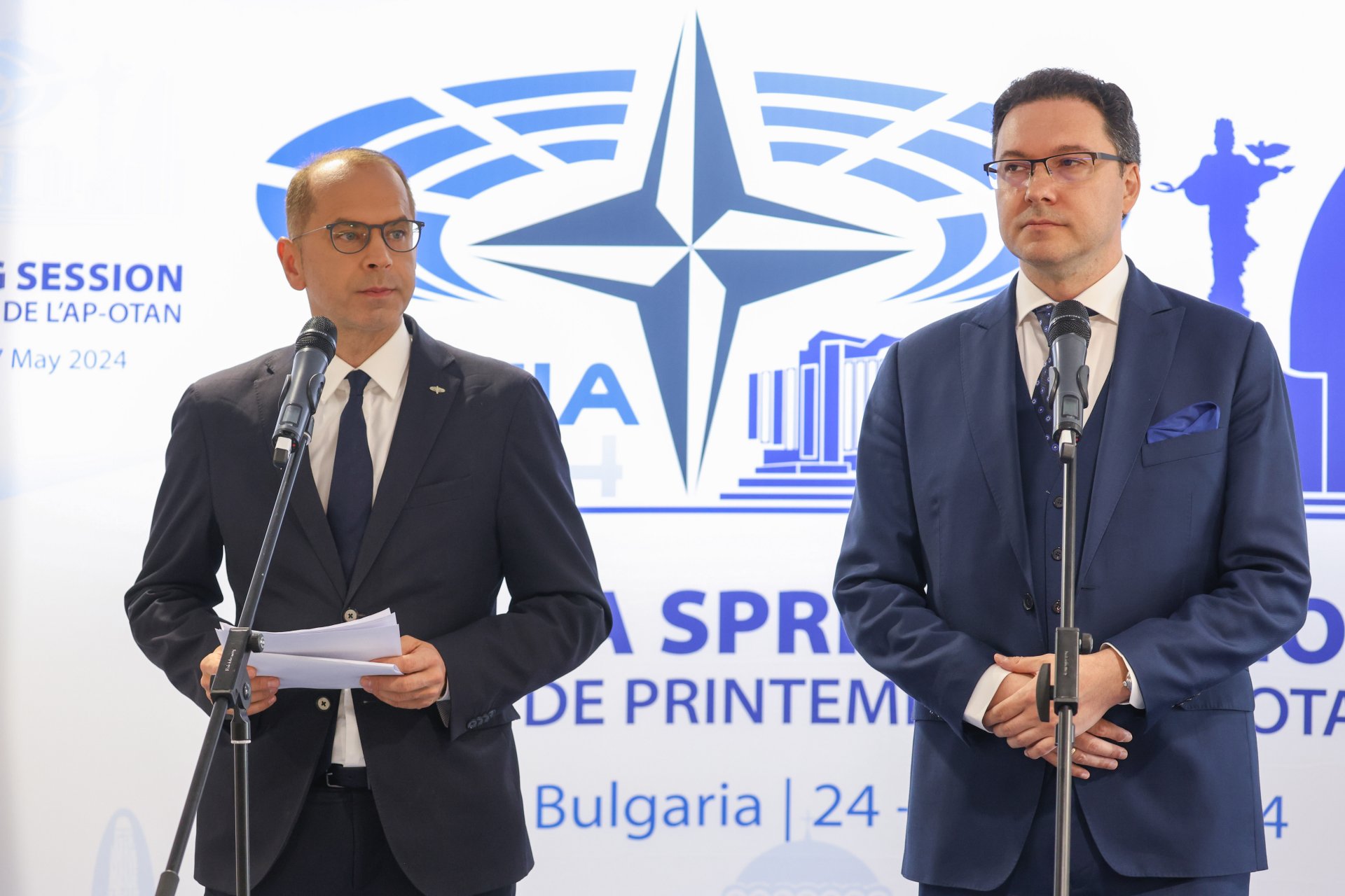 Президентът на Парламентарната асамблея на НАТО Михал Шчерба и Даниел Митов, ръководител на делегацията на Народното събрание в Парламентарната асамблея на НАТО