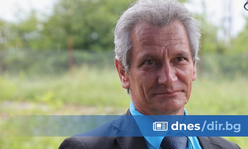 Освобождаването става по искане на Борис Герасимов, заявяват от пресцентъра на МС.
Герасимов беше