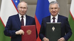 Путин "занесе" малка АЕЦ в Узбекистан