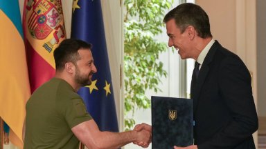 Сделката предвижда отпускането на военна помощ на стойност над 1 1