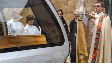 Българският цар Фердинанд I се завръща в родината си след