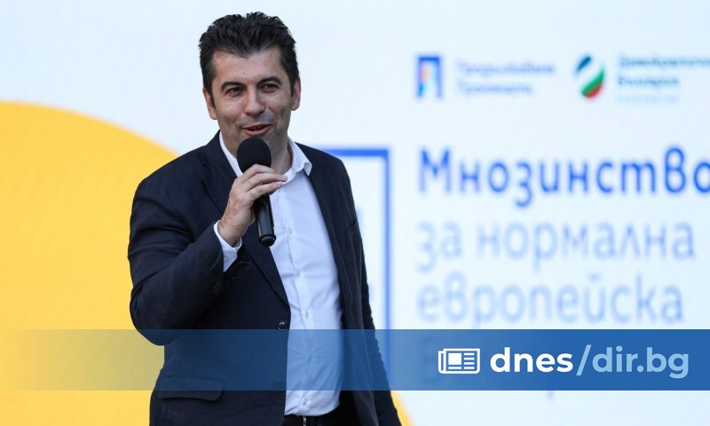 Съпредседателят на ПП Кирил Петков определи Площад 14 като зона