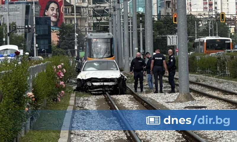 Снимки след катастрофата Инцидентът е станал в посока от Бояна