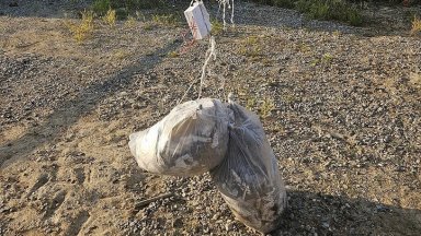 Пхенян "бомбардира" Сеул: Балони с боклуци и екскременти падат от небето над Южна Корея