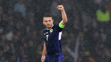 Осем телевизионни мача: България на два фронта и няколко "финала" за Мондиала (Програма)