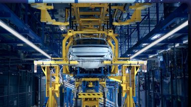 "Форд" започва производството на електромобили в Кьолн