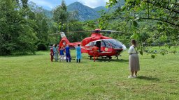 Румъния изпрати свой хеликоптер до Враца заради катастрофирало семейство