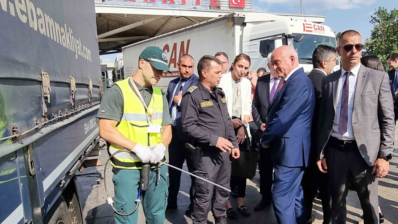 Разширяват трите пункта за преминаване между България и Турция (видео)