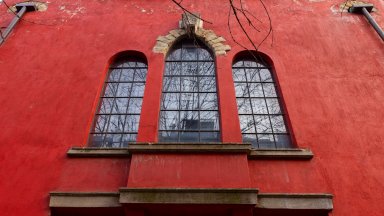 "Червената къща" отново отваря врати за култура в София