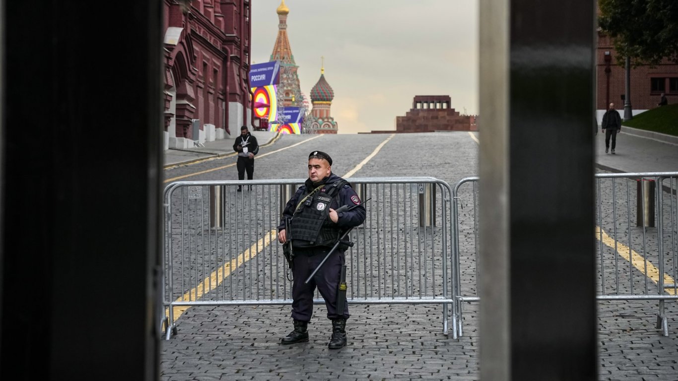 Русия повдигна обвинение на французина Лоран Винатие за събиране на разузнавателна информация