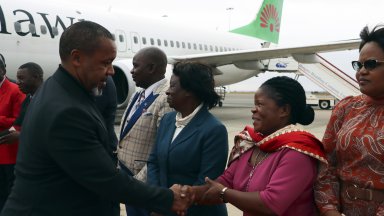 Военен самолет, с който е пътувал вицепрезидентът на Малави, е изчезнал от радарите