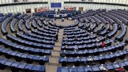 Новият Европейски парламент се събира на първата си сесия и избира нов председател