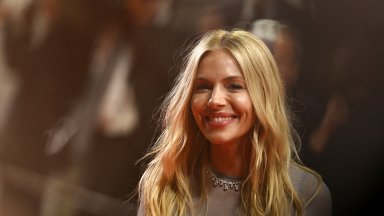 Сиена Милър: Да станеш майка след 40 е по-лесно, отколкото на 29