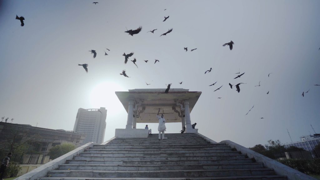 [Migrated image] https://i.dir.bg/kino/films/15734/17021.jpg