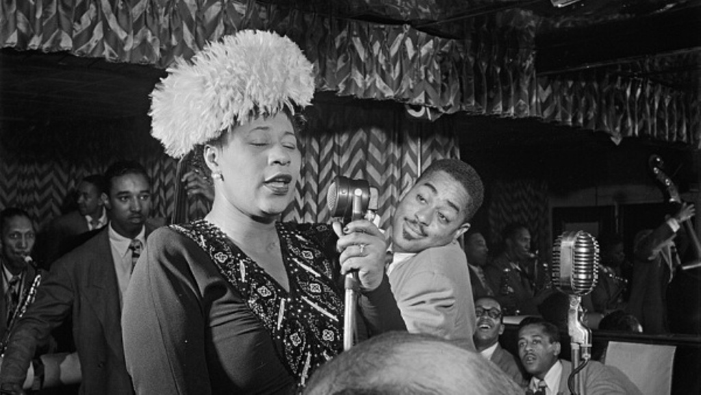 [Migrated image] https://i.dir.bg/kino/films/12578/ellafitzgerald-2-1-600x450.jpg