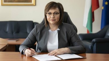 Нинова отлага пленума за загубата, с писмо моли социалистите да приемат оставката й 