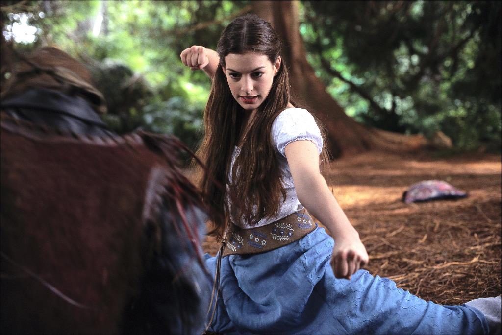 [Migrated image] https://i.dir.bg/kino/films/5303/still-of-anne-hathaway-in-ella-enchanted-(2004)-large-picture.jpg