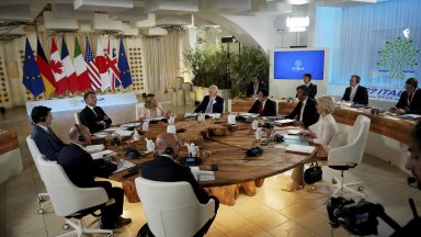 Г-7 дават 50 млрд. долара на Украйна от приходите от замразени руски активи