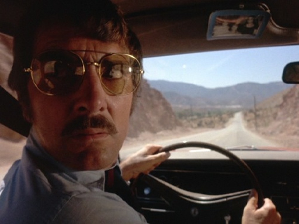 [Migrated image] https://i.dir.bg/kino/films/3927/duel-1971-dennis-weaver-pic-1.jpg