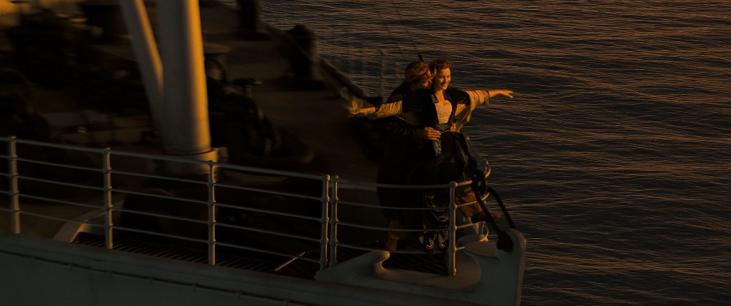 [Migrated image] https://i.dir.bg/kino/films/3694/titanic_rerelease_trailer_pulls_still10.00000000.jpg