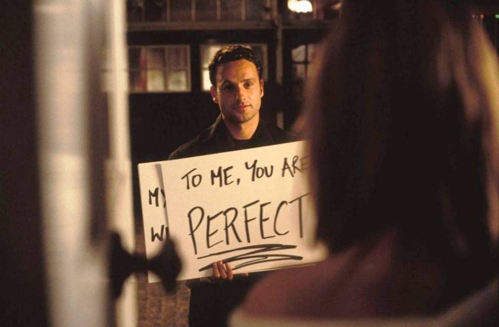 [Migrated image] https://i.dir.bg/kino/films/3594/andrew-lincoln-love-actually.jpg