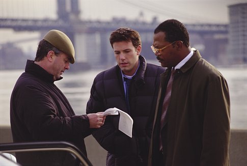 [Migrated image] https://i.dir.bg/kino/films/938/Changing_Lanes_Roger_Michell_Samuel_L_Jackson_Ben_Affleck.jpg