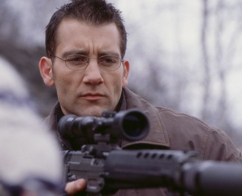 [Migrated image] https://i.dir.bg/kino/films/868/The_Bourne_Identity_Clive_Owen.jpg