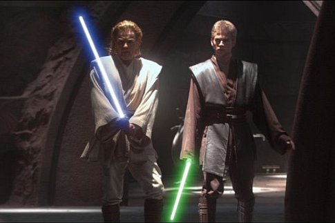 [Migrated image] https://i.dir.bg/kino/films/197/Star_Wars_Episode_II_Attack_of_the_Clones_Ewan_McGregor_Hayden_Christensen.jpg