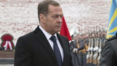 Медведев: Молдова тръгва по пътя на Украйна