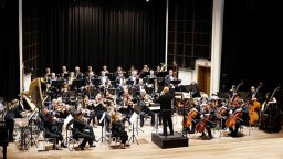 Български солисти и  композитори в концерта на Симфониета - Враца на 17 юни в Зала "България" 