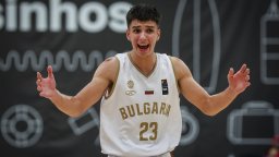 Българският талант Гавалюгов отива в трикратен баскет шампион на САЩ