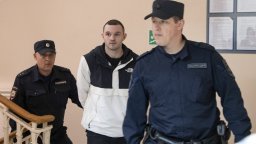 Задържан в Русия американски военен не се призна за виновен по обвинения в заплаха