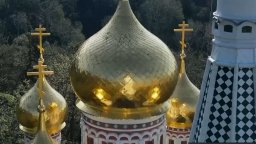 "Започваме от нулата": Градушката е нанесла огромни щети на Шипченския манастир