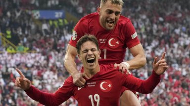 Бой по трибуните и шоу на терена: Турция пречупи Грузия в мача на турнира