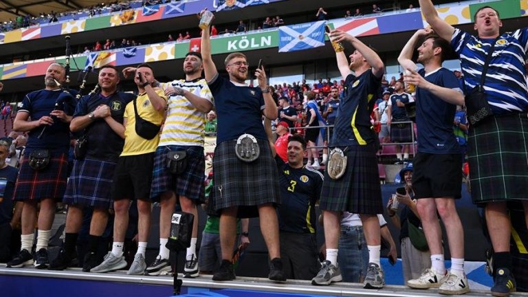 Здрав разум: Позволиха на шотландците да носят култовите си кожени кесийки на световното