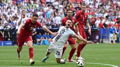 Сърбия оцеля на Евро 2024 след гол с последния удар