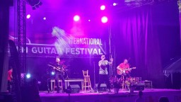 В Плевен започна международния фестивал на китарата