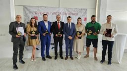 Българските туристически награди отличиха Приморско и Централните хали в София