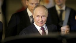 Руско проучване: 81% от руснаците имат доверие на Путин