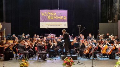Симфоничният оркестър на Варненската опера откри 98-ото издание на ММФ "Варненско лято"