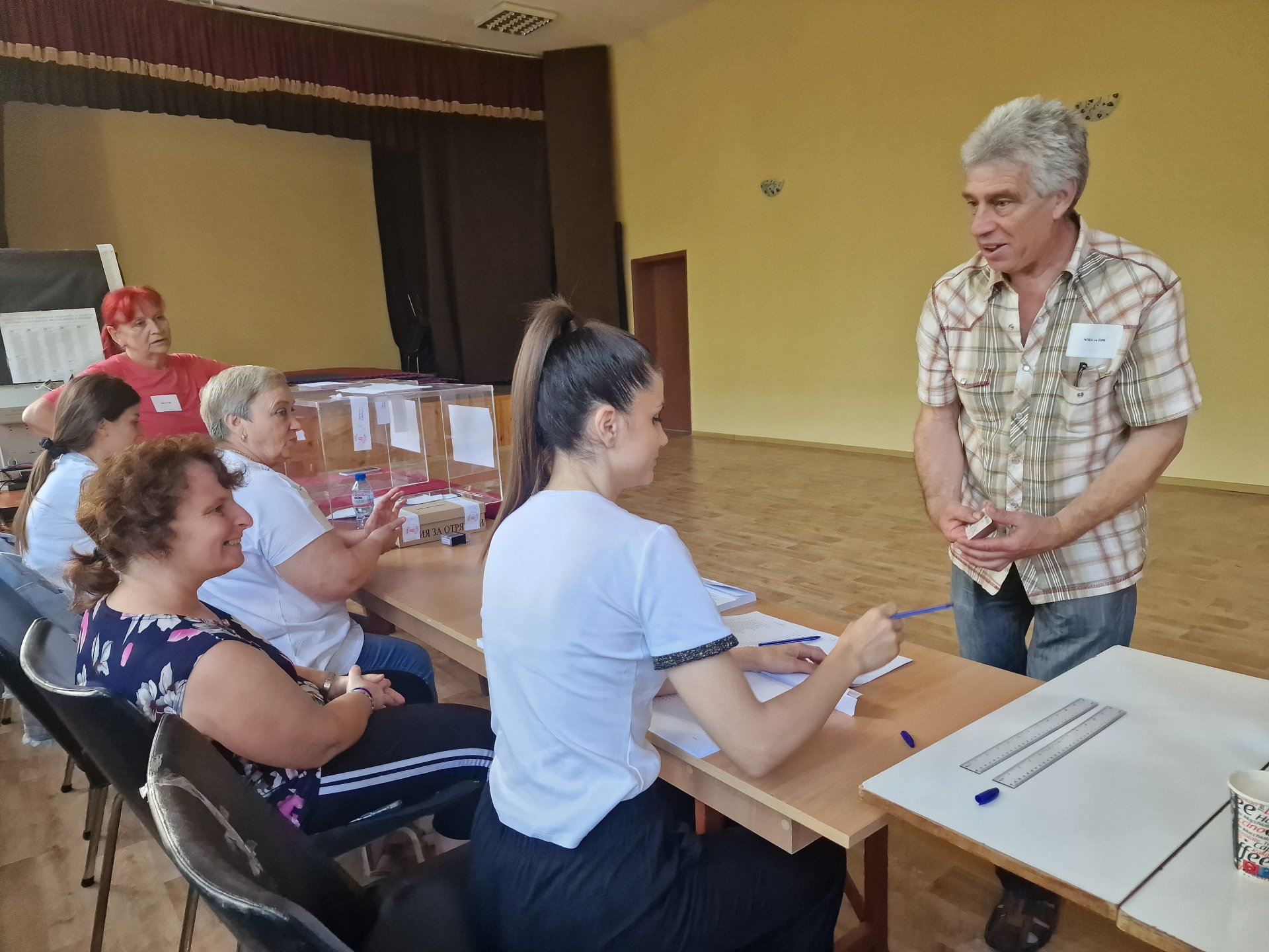  В Хасково днес се провежда вот, след като съдът касира изборите за съветници от 29 октомври миналата година заради констатирани нарушения