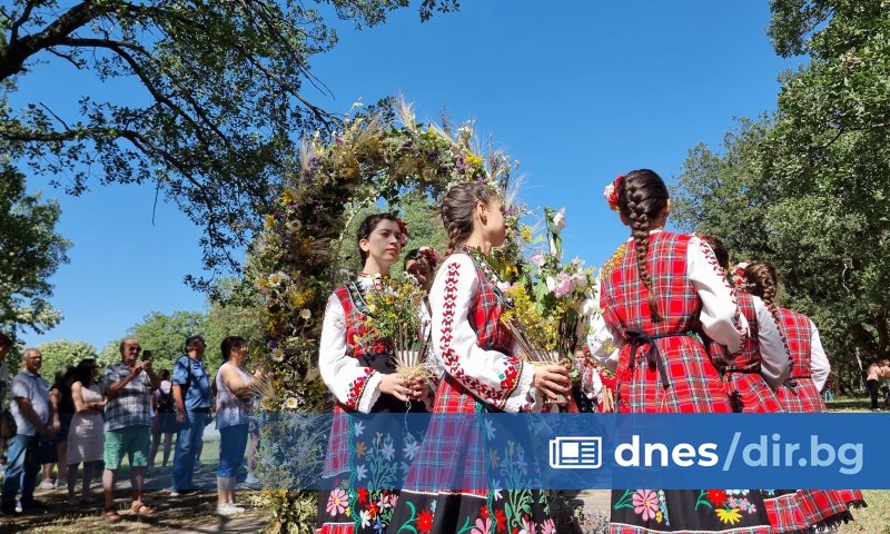 Еньовден е български народен празник, който се чества на 24