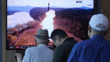 "Неуспешен опит": Пхенян изстреля хиперзвукова ракета към Японско море, взриви се във въздуха