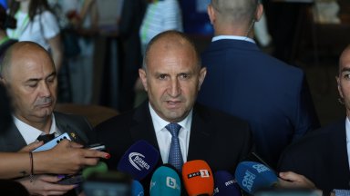 Радев: Маските паднаха, Скопие се страхува да признае "българин" и "българско" 