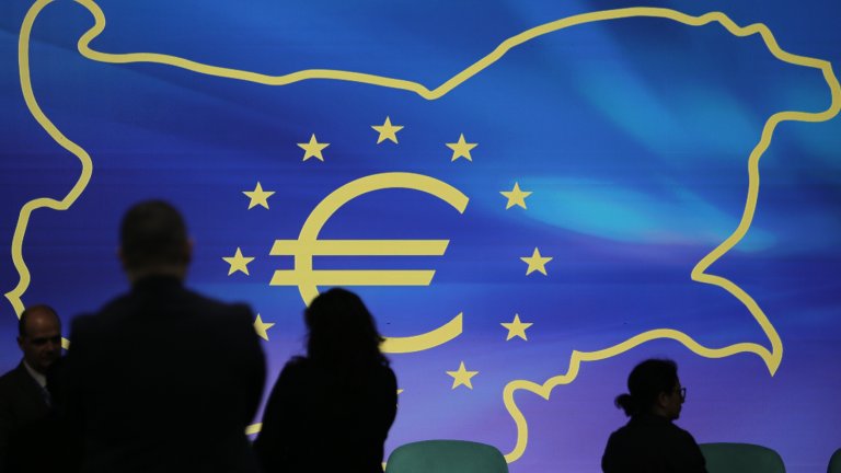 Европейската комисия: България не е готова да приеме еврото от 1 януари догодина