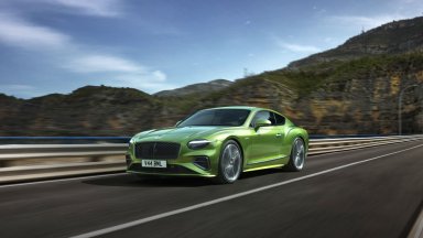 Новото Bentley Continental GT Speed комбинира силата на V8 бензинов двигател и електромотор