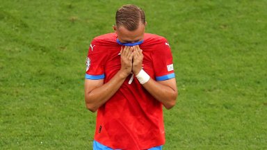 Евро 2024: Чехия - Турция 0:0 (на живо), десет чехи преследват подвиг